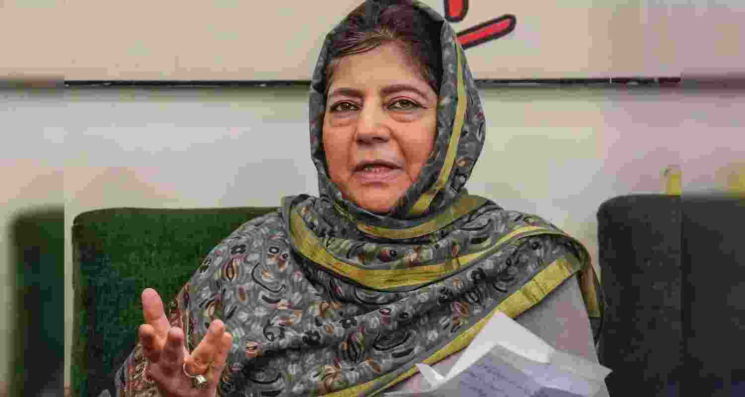 Mehbooba Mufti slams 'bigots' for spreading fear on Holi Mehbooba Mufti slams 'bigots' for spreading fear on Holi