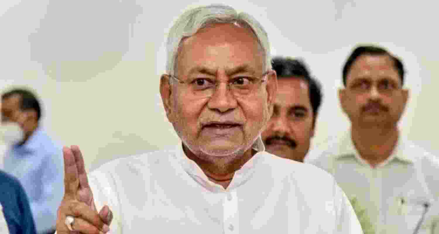 Nitish Kumar calls Delhi railway station stampede 'very sad' Nitish Kumar calls Delhi railway station stampede 'very sad'