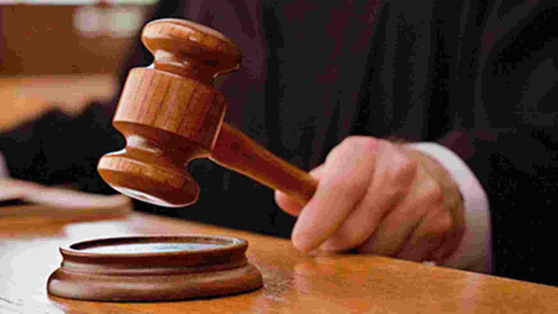 Delhi HC grants bail to Hizb Chief Salahuddin's son in 2011 case Delhi HC grants bail to Hizb Chief Salahuddin's son in 2011 case