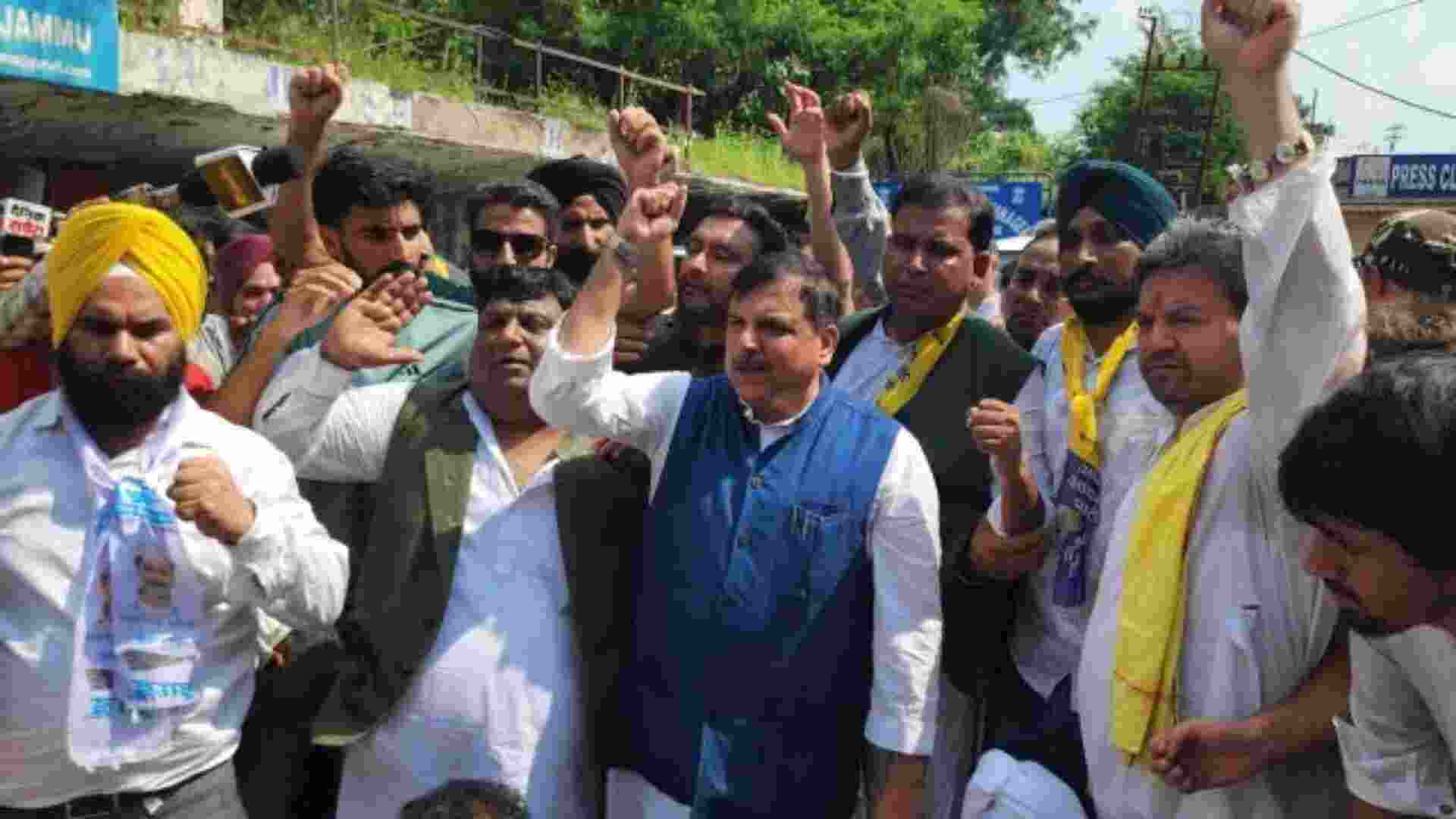 MLA detention: AAP eyeing to regain political foothold in J&K MLA detention: AAP eyeing to regain political foothold in J&K