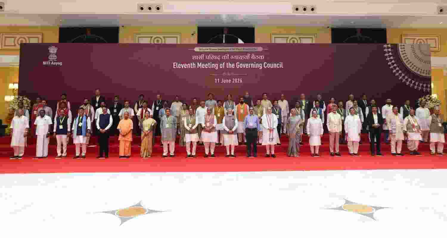 Prime Minister Narendra Modi, Chief Ministers of various states, Lieutenant Governors, Union Ministers, special invitees, and the Vice Chairman, members and CEO of NITI Aayog during the NITI Aayog meeting. Prime Minister Narendra Modi, Chief Ministers of various states, Lieutenant Governors, Union Ministers, special invitees, and the Vice Chairman, members and CEO of NITI Aayog during the NITI Aayog meeting.