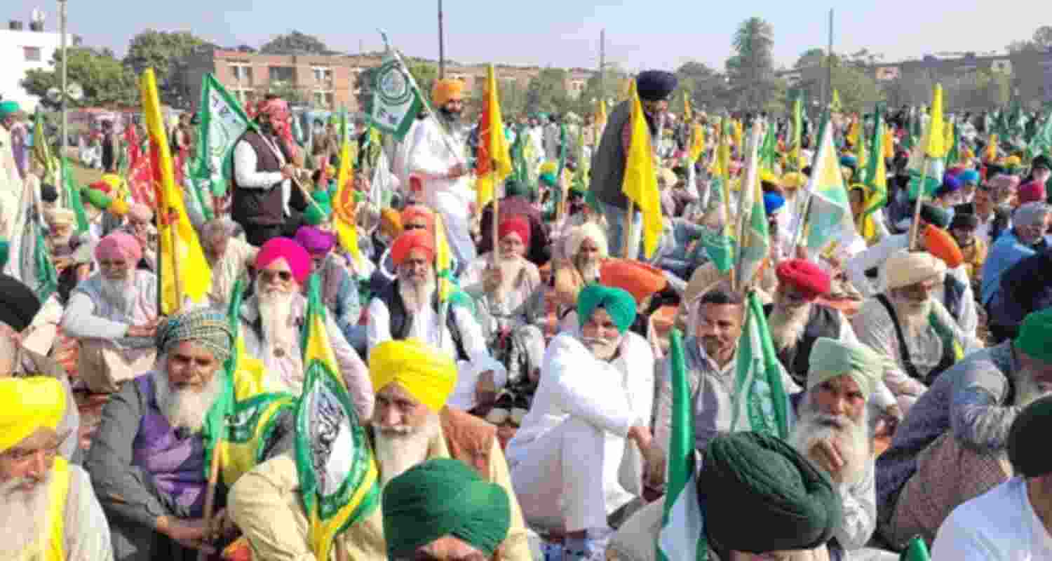 Farmers from Punjab holding a protest at the Dussehra Ground in Sector 43, Chandigarh, on Wednesday. Farmers from Punjab holding a protest at the Dussehra Ground in Sector 43, Chandigarh, on Wednesday.