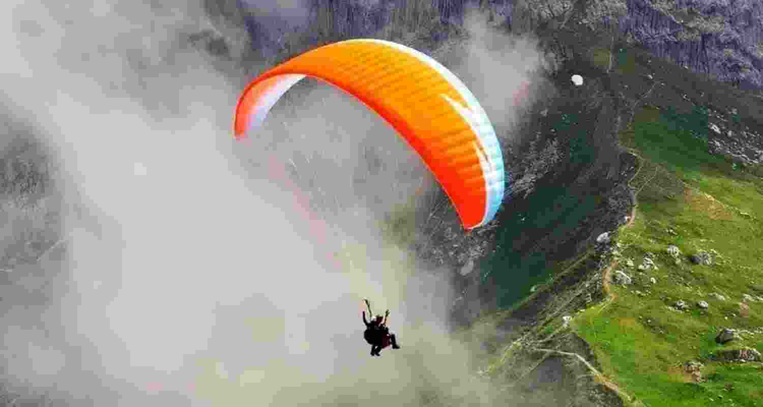 Rafting, paragliding suspended in Kullu. Rafting, paragliding suspended in Kullu.