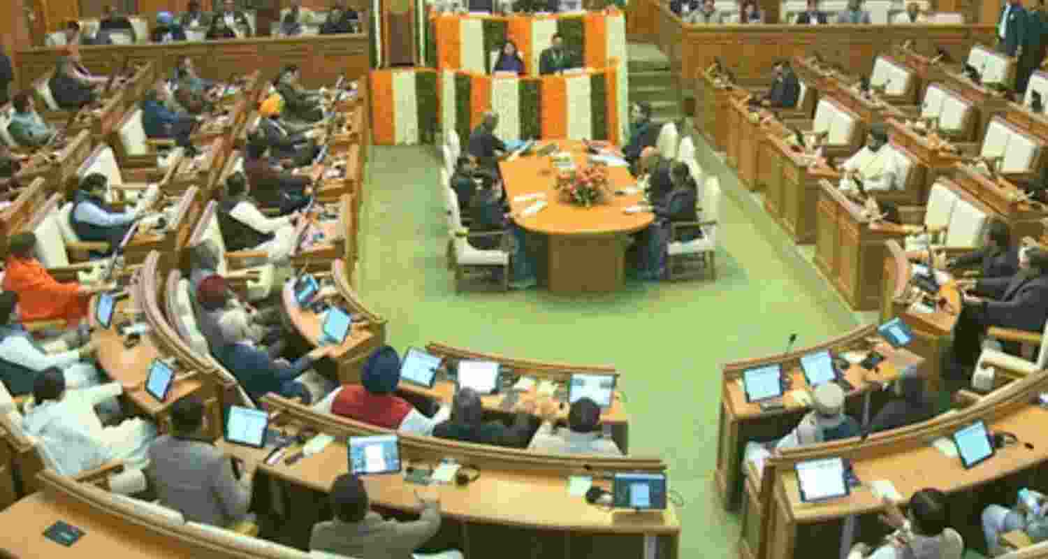 Delhi Assembly session begins, 4 AAP MLAs suspended by Speaker Delhi Assembly session begins, 4 AAP MLAs suspended by Speaker
