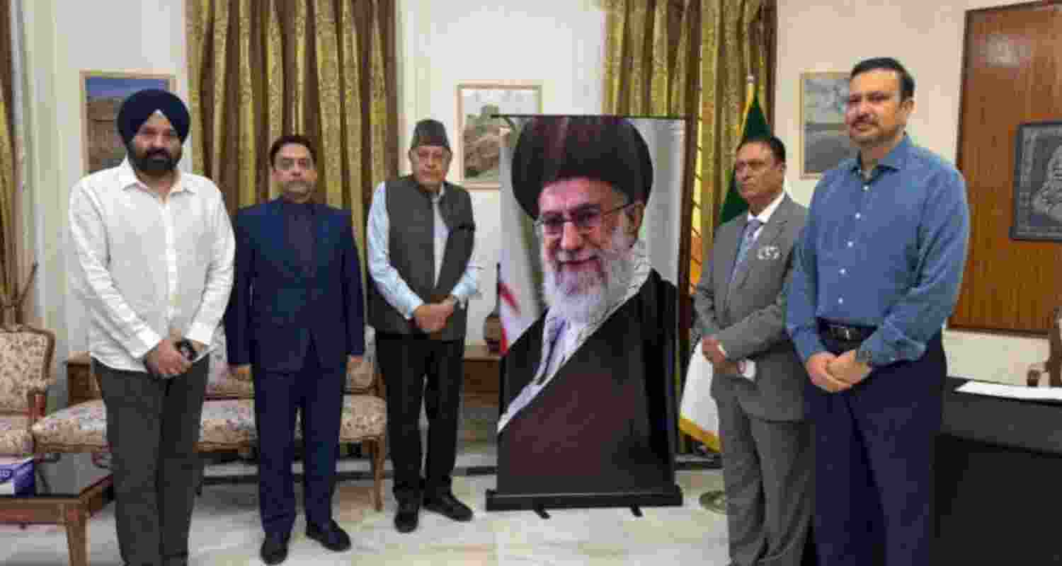 Farooq Abdullah meets Iran's Dy ambassador, offers condolences Farooq Abdullah meets Iran's Dy ambassador, offers condolences