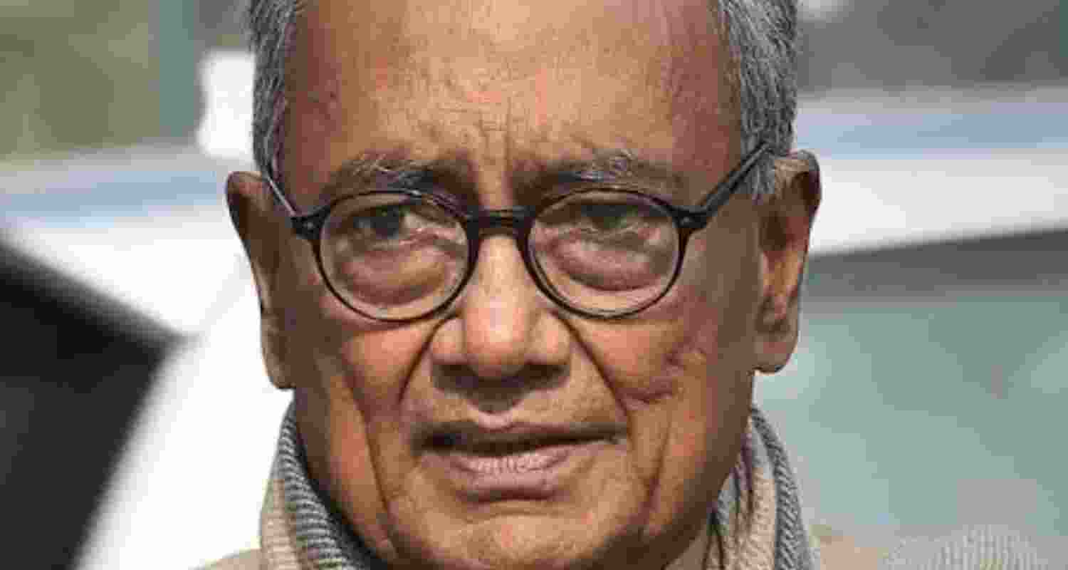 Digvijay Singh demands FIR, arrest of Champat Rai Digvijay Singh demands FIR, arrest of Champat Rai