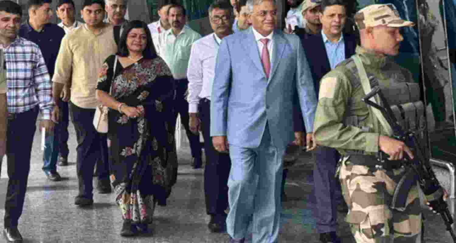CEC in Srinagar on 3 day visit, to interact with BLOs, voters CEC in Srinagar on 3 day visit, to interact with BLOs, voters