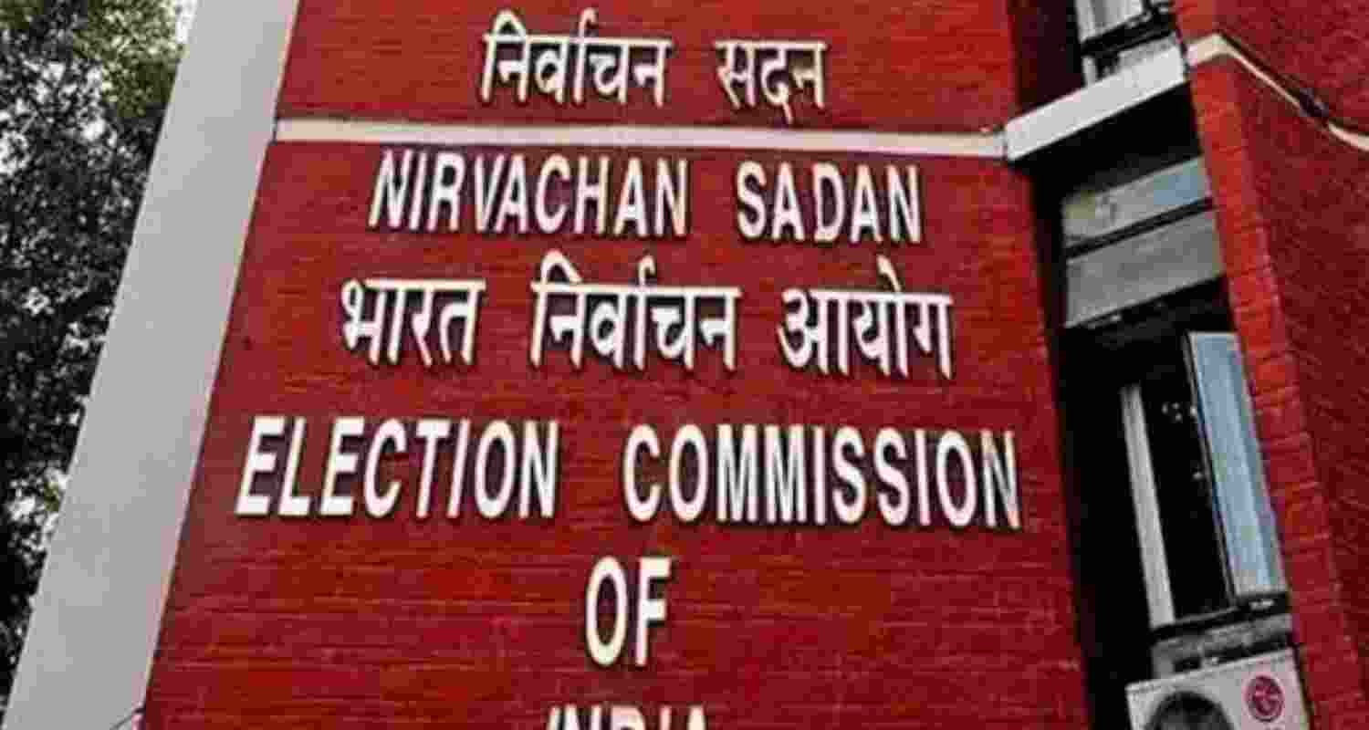 ECI issues notification for bypolls in MP, Bihar, Gujarat ECI issues notification for bypolls in MP, Bihar, Gujarat