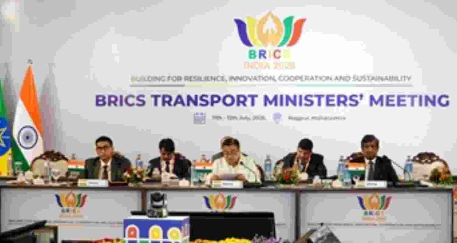 BRICS ministers adopt declaration to strengthen transport sector BRICS ministers adopt declaration to strengthen transport sector