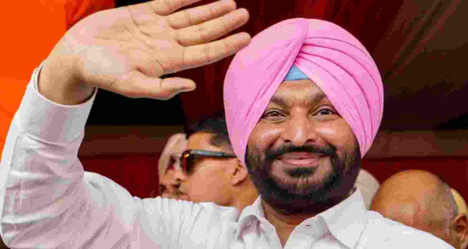 Ravneet Singh Bittu resigns from Union Council of ministers Ravneet Singh Bittu resigns from Union Council of ministers