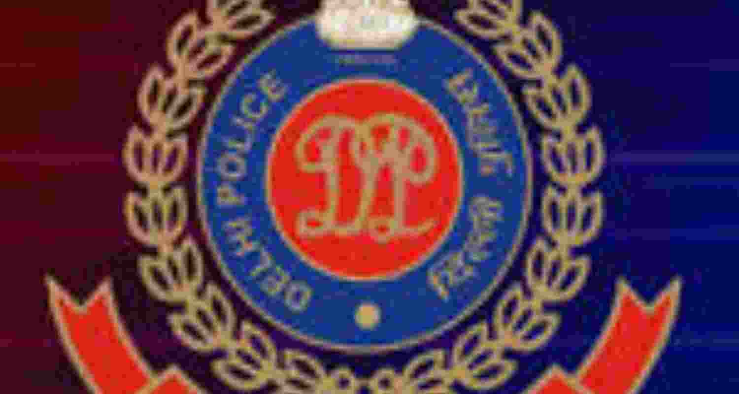 Delhi Police issues notices to SM accounts over 'abusive' posts Delhi Police issues notices to SM accounts over 'abusive' posts