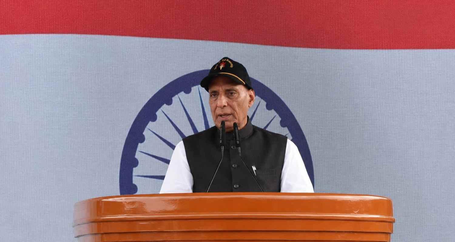 Rajnath Singh paid tribute to Kargil War heroes on the 27th Kargil Vijay Diwas, honouring the courage and sacrifice of India's armed forces. Rajnath Singh paid tribute to Kargil War heroes on the 27th Kargil Vijay Diwas, honouring the courage and sacrifice of India's armed forces.