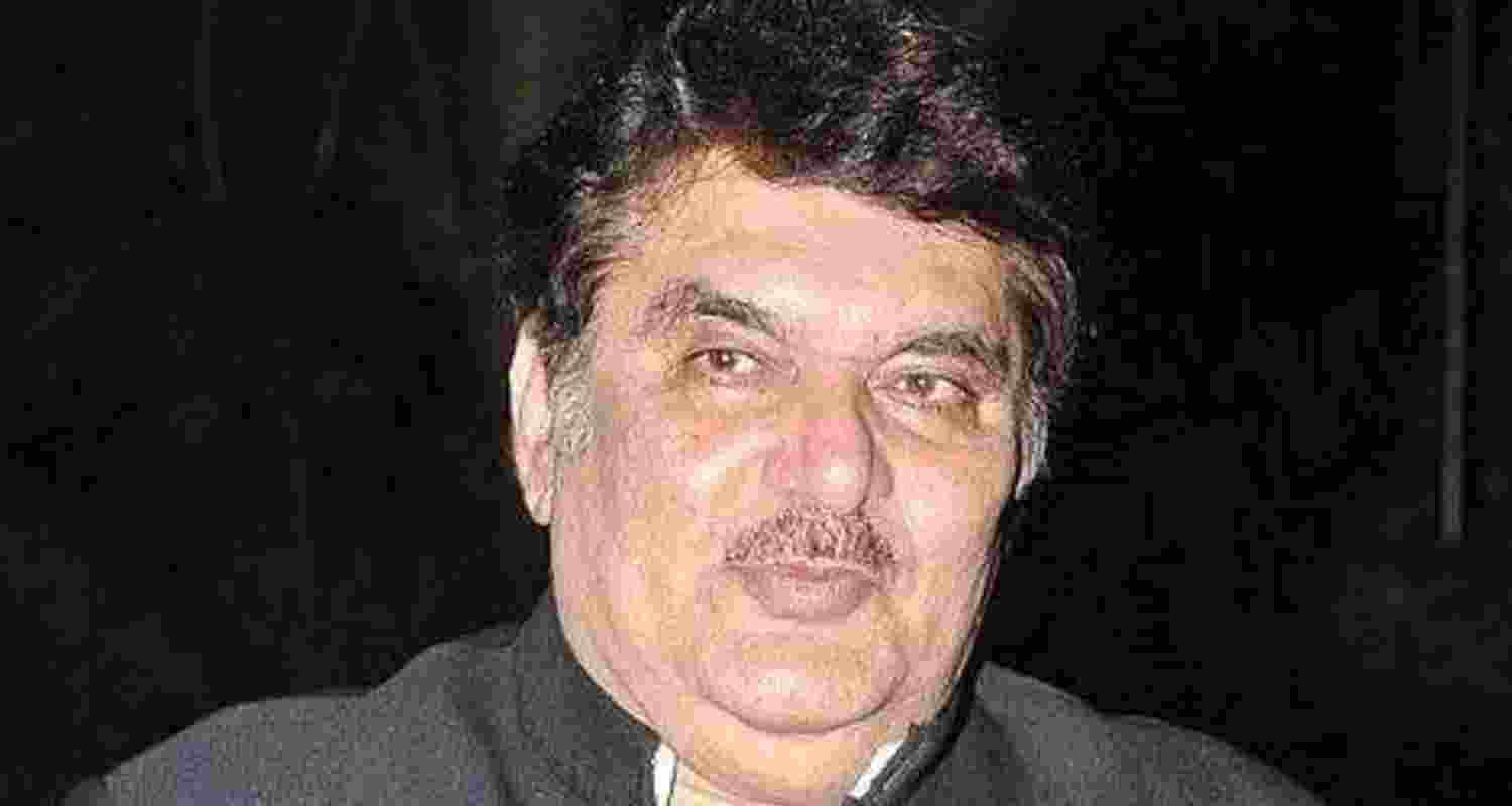 Actor Raza files police complaint over "false death rumors" Actor Raza files police complaint over "false death rumors"