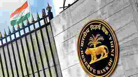 India saw a 6% increase in employment in FY24, up from 3.2% in FY23, according to data from the Reserve Bank of India (RBI). This growth brought the total number of jobs to 64.33 crore, an increase from 59.67 crore in FY23. India saw a 6% increase in employment in FY24, up from 3.2% in FY23, according to data from the Reserve Bank of India (RBI). This growth brought the total number of jobs to 64.33 crore, an increase from 59.67 crore in FY23.