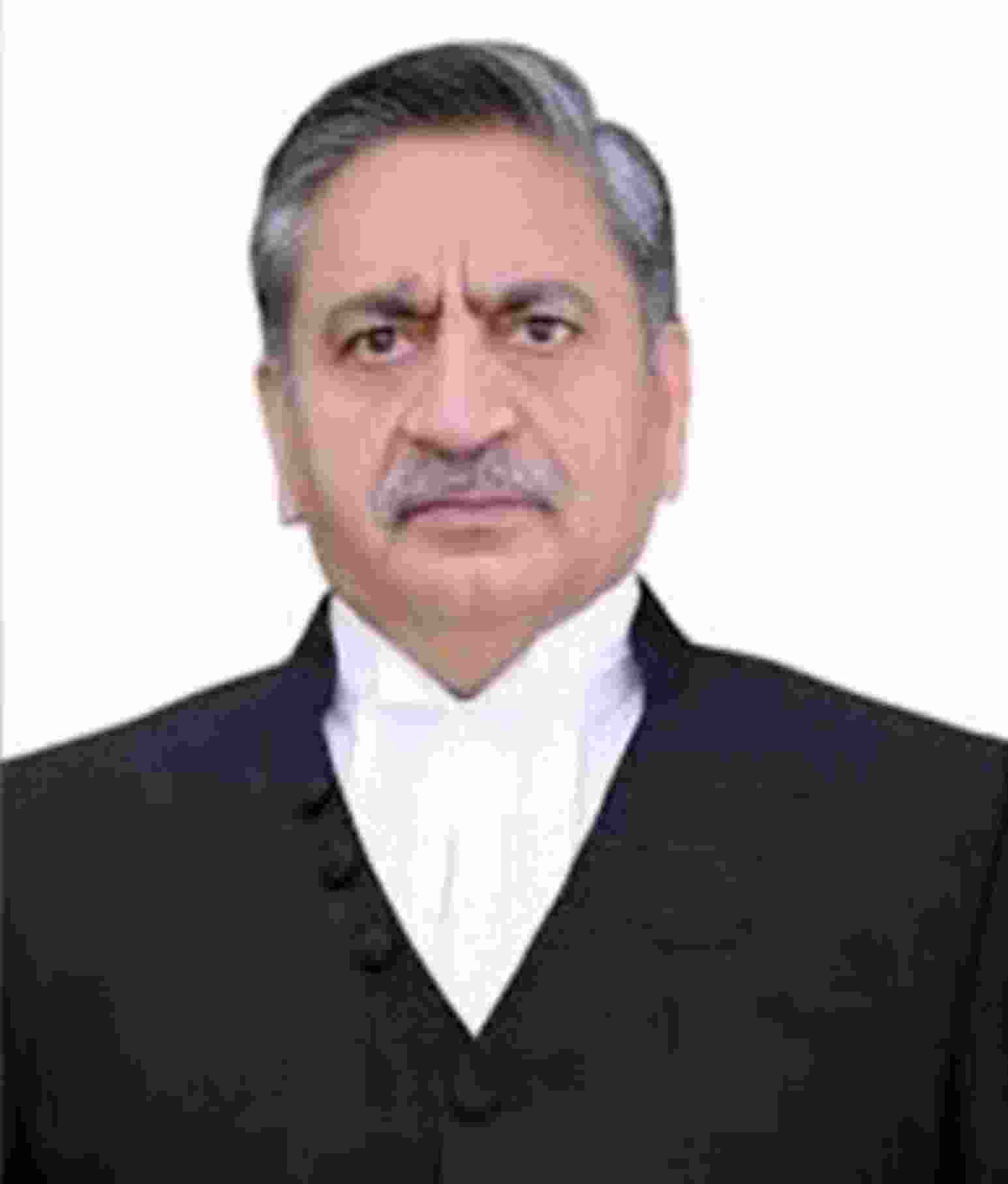 Justice Sanjeev Kumar appointed acting Chief Justice of J&K HC Justice Sanjeev Kumar appointed acting Chief Justice of J&K HC