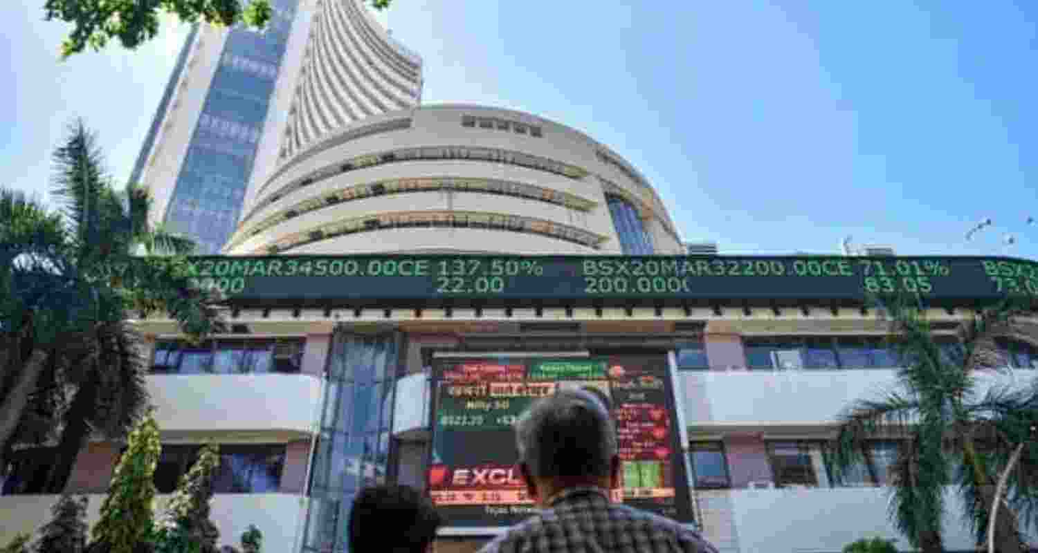 Sensex crashes 1,500 points and Nifty drops sharply as rising oil prices and US-Iran tensions trigger global market weakness and investor uncertainty. Sensex crashes 1,500 points and Nifty drops sharply as rising oil prices and US-Iran tensions trigger global market weakness and investor uncertainty.