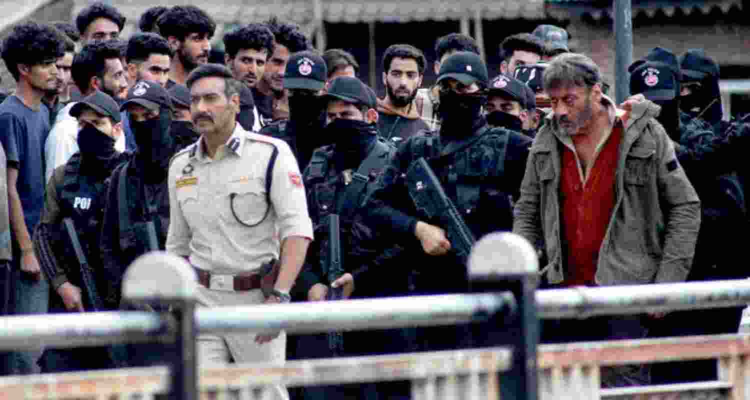 Actors Ajay Devgn and Jackie Shroff during the shooting of Singham Again in Kashmir. Actors Ajay Devgn and Jackie Shroff during the shooting of Singham Again in Kashmir.