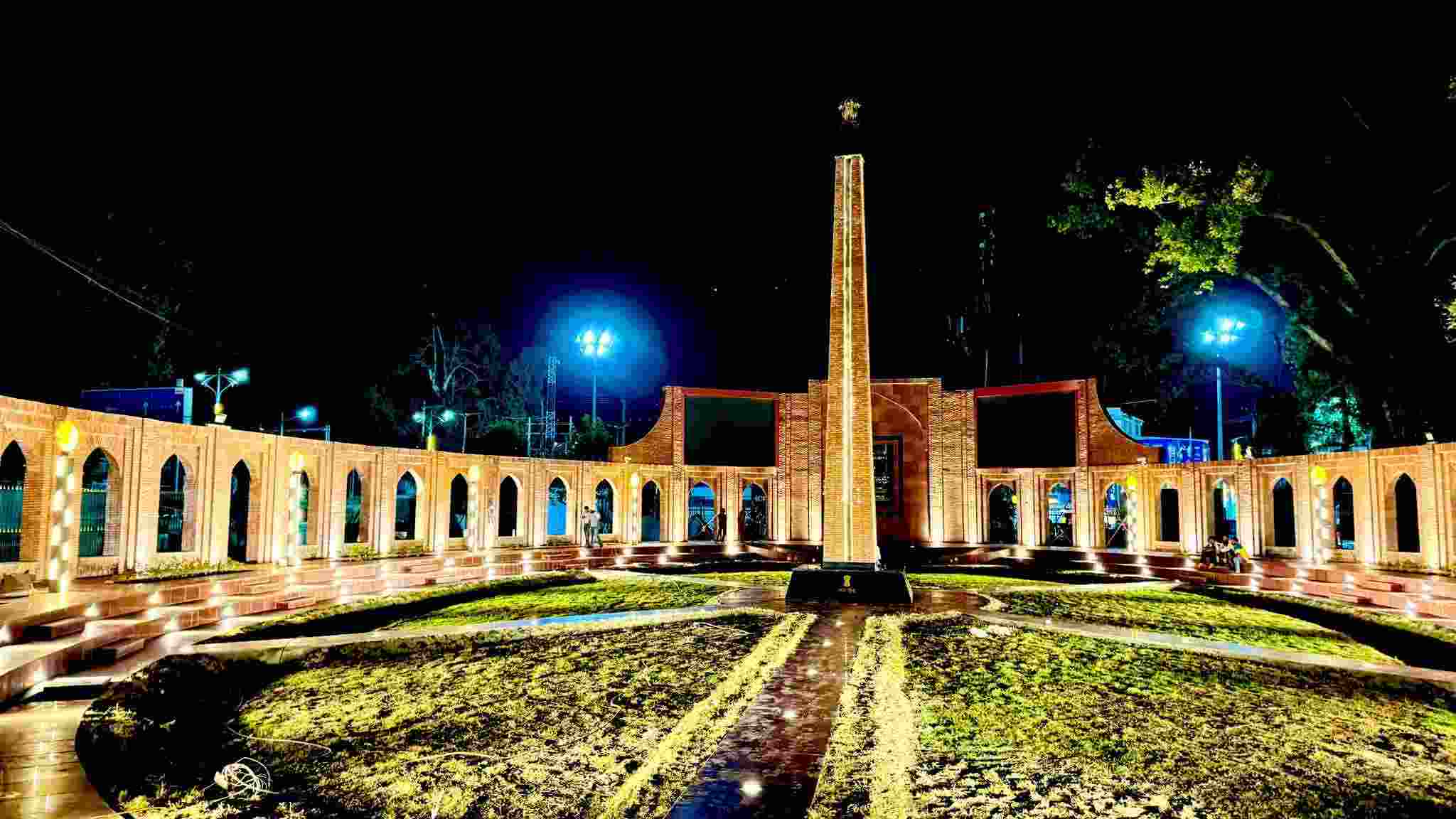 The pillar, also known as the Martyrs' Memorial, was built in Srinagar to honour the sacrifices of the Indian armed forces, including soldiers and officers, who have laid down their lives in the line of duty in Jammu and Kashmir. The pillar, also known as the Martyrs' Memorial, was built in Srinagar to honour the sacrifices of the Indian armed forces, including soldiers and officers, who have laid down their lives in the line of duty in Jammu and Kashmir.