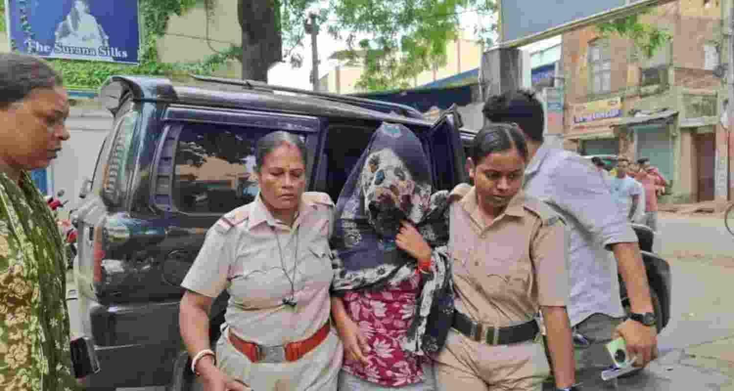 STF arrested an alleged associate of suspected JeM operative Hamim Mondal as investigators widened their probe into a suspected inter-state terror network. STF arrested an alleged associate of suspected JeM operative Hamim Mondal as investigators widened their probe into a suspected inter-state terror network.
