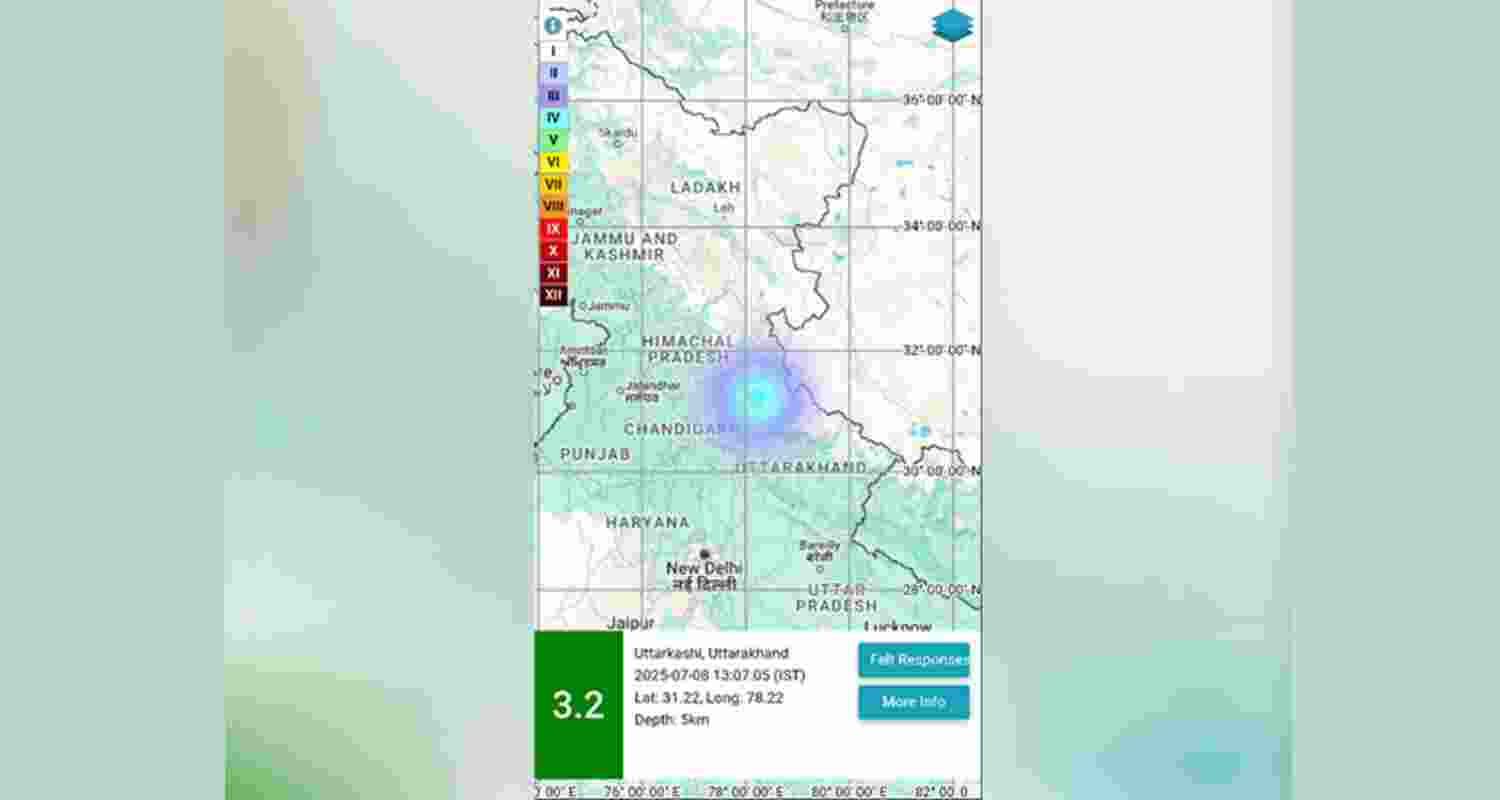 Strong tremors shake Delhi-NCR after earthquake near Jhajjar. Strong tremors shake Delhi-NCR after earthquake near Jhajjar.