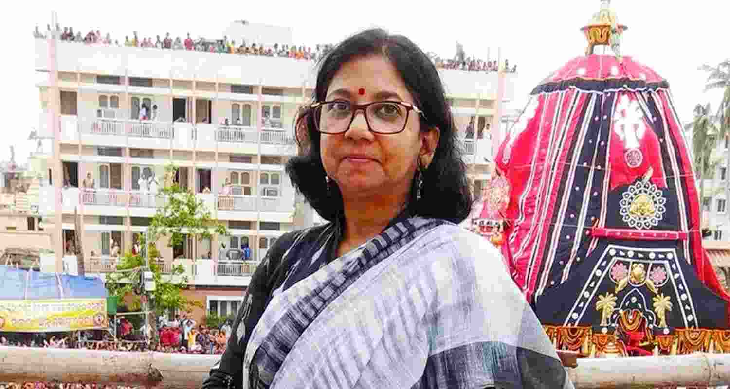 Congress candidate for the Puri Lok Sabha constituency Sucharita Mohanty has declined to contest the elections and returned the party ticket alleging lack of funding from the party. Congress candidate for the Puri Lok Sabha constituency Sucharita Mohanty has declined to contest the elections and returned the party ticket alleging lack of funding from the party.