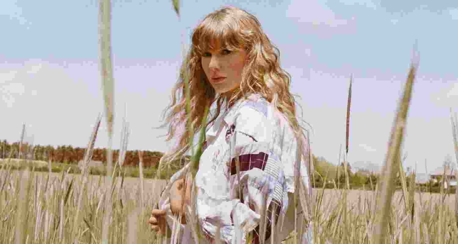 Taylor Swift’s ‘Toy Story 5’ track breaks streaming records Taylor Swift’s ‘Toy Story 5’ track breaks streaming records