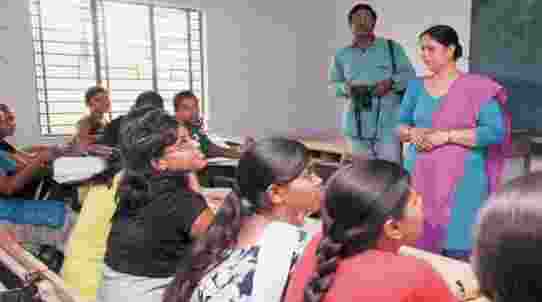 Odisha teachers to follow 7-hr-work rule Odisha teachers to follow 7-hr-work rule