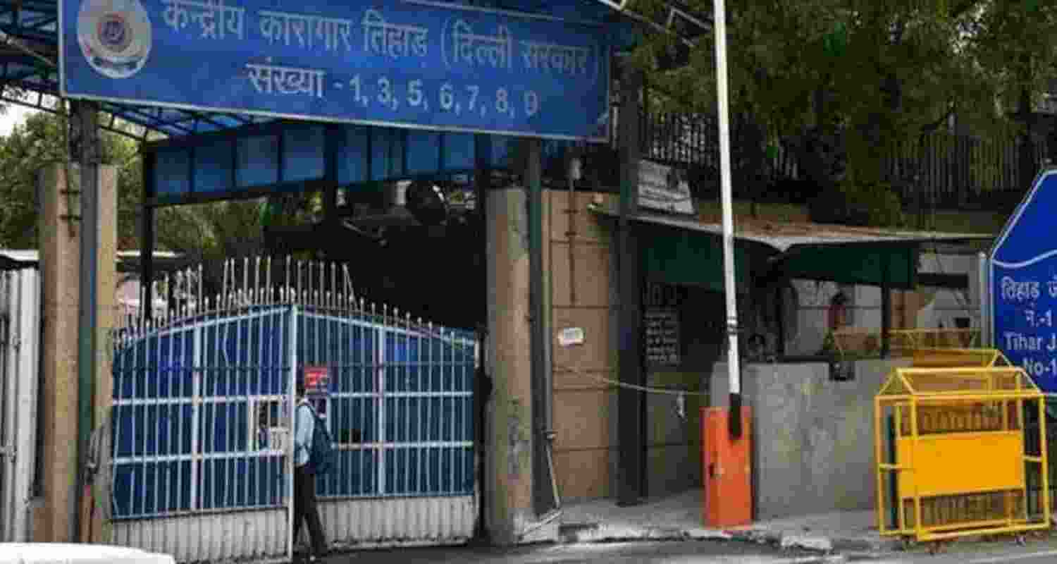 Inside the expansive Tihar Prisons lies a vast complex spanning over 400 acres, housing nine functional prisons. Inside the expansive Tihar Prisons lies a vast complex spanning over 400 acres, housing nine functional prisons.