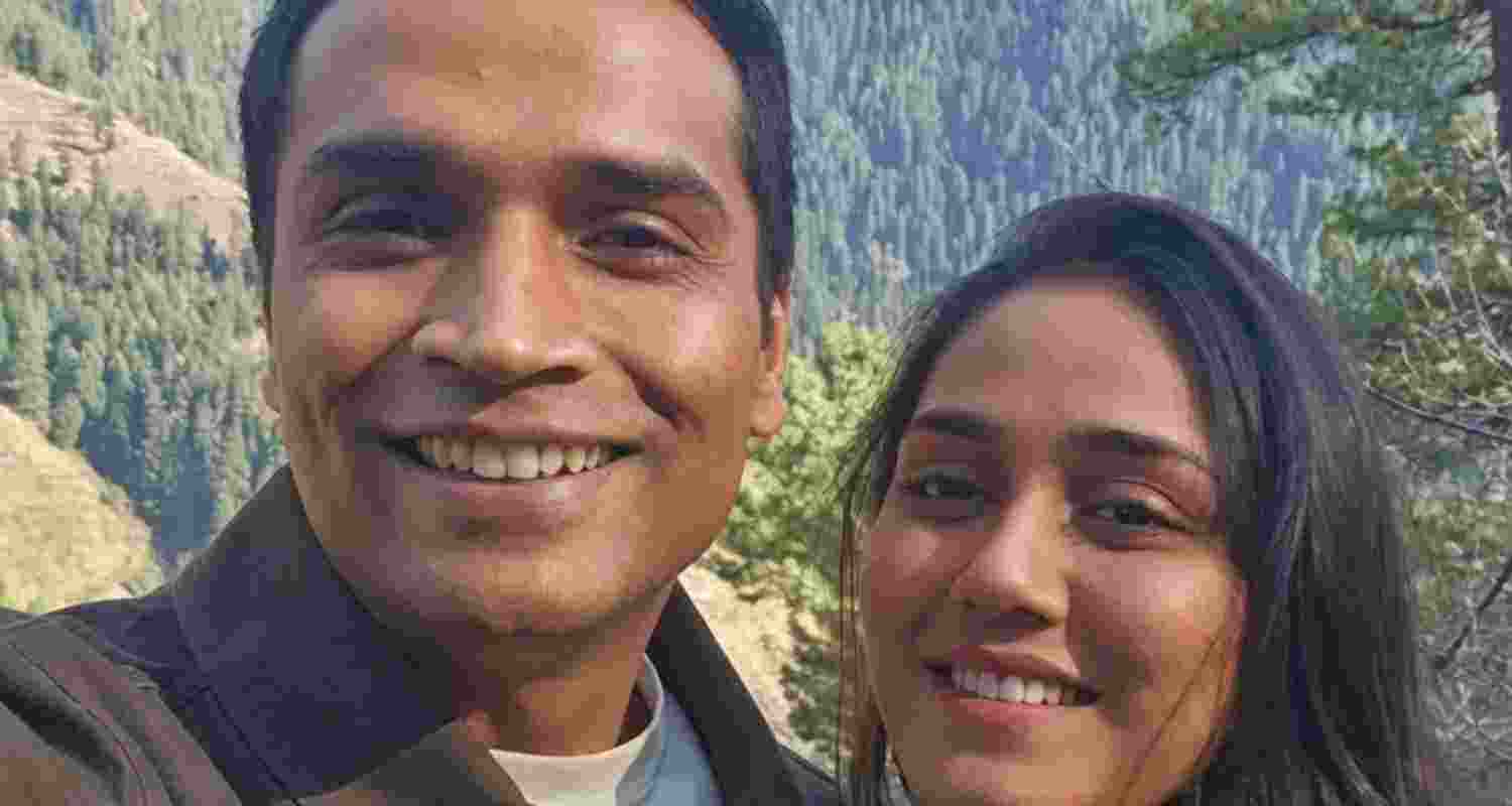 Twisha Sharma's last rites will be held after medical procedures as AIIMS conducts a second post-mortem amid the Supreme Court's intervention. Twisha Sharma's last rites will be held after medical procedures as AIIMS conducts a second post-mortem amid the Supreme Court's intervention.