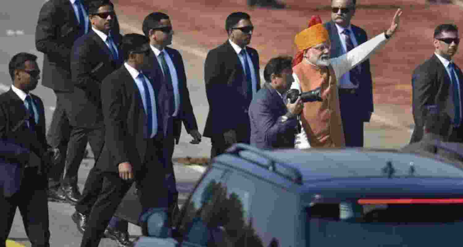 The Special Protection Group (SPG) is responsible for providing proximate security to the Prime Minister and members of his immediate family residing with him at the official residence. The Special Protection Group (SPG) is responsible for providing proximate security to the Prime Minister and members of his immediate family residing with him at the official residence.