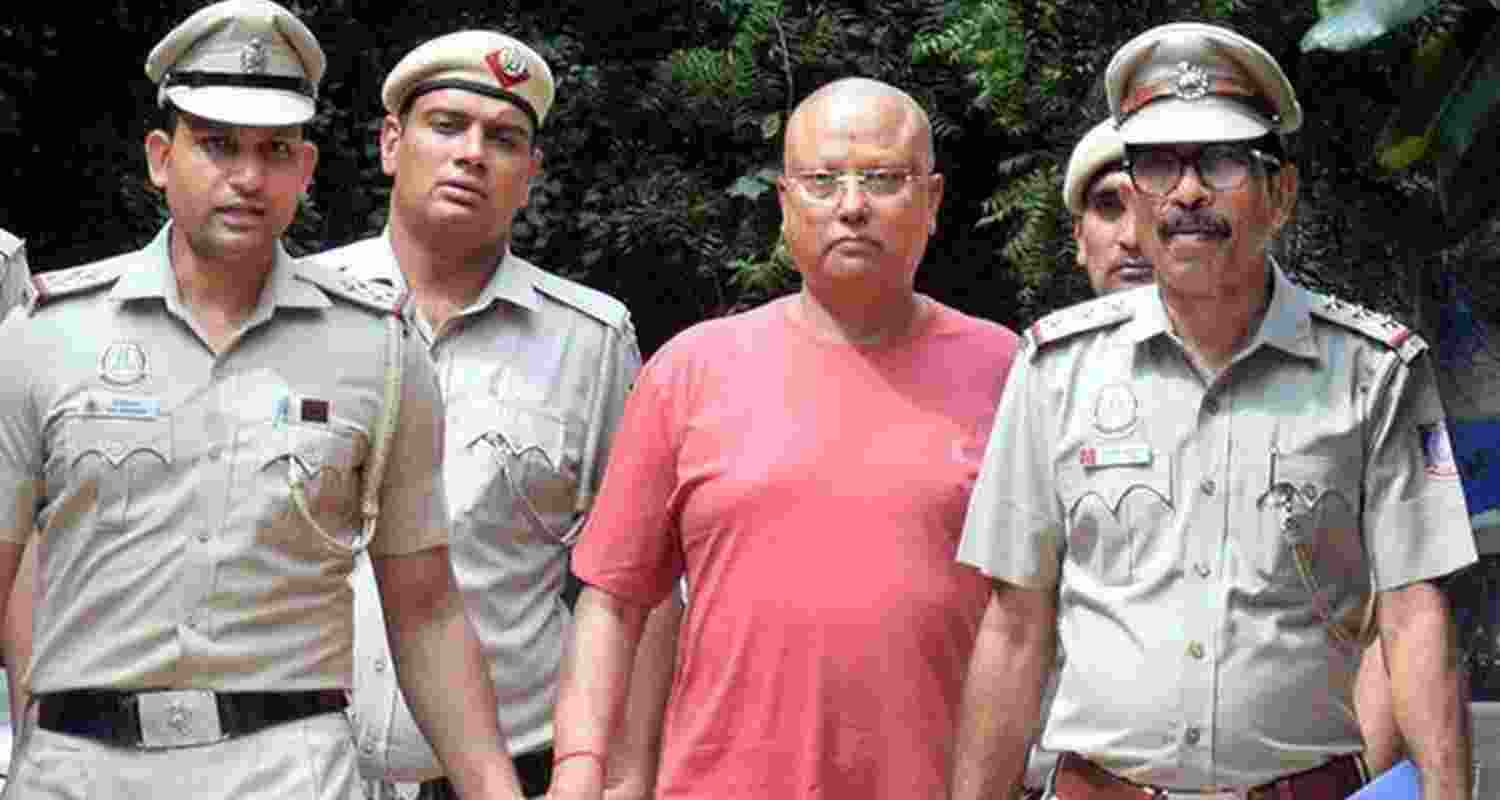 Delhi 'Godman' Saraswati's judicial custody extended by 14 days Delhi 'Godman' Saraswati's judicial custody extended by 14 days