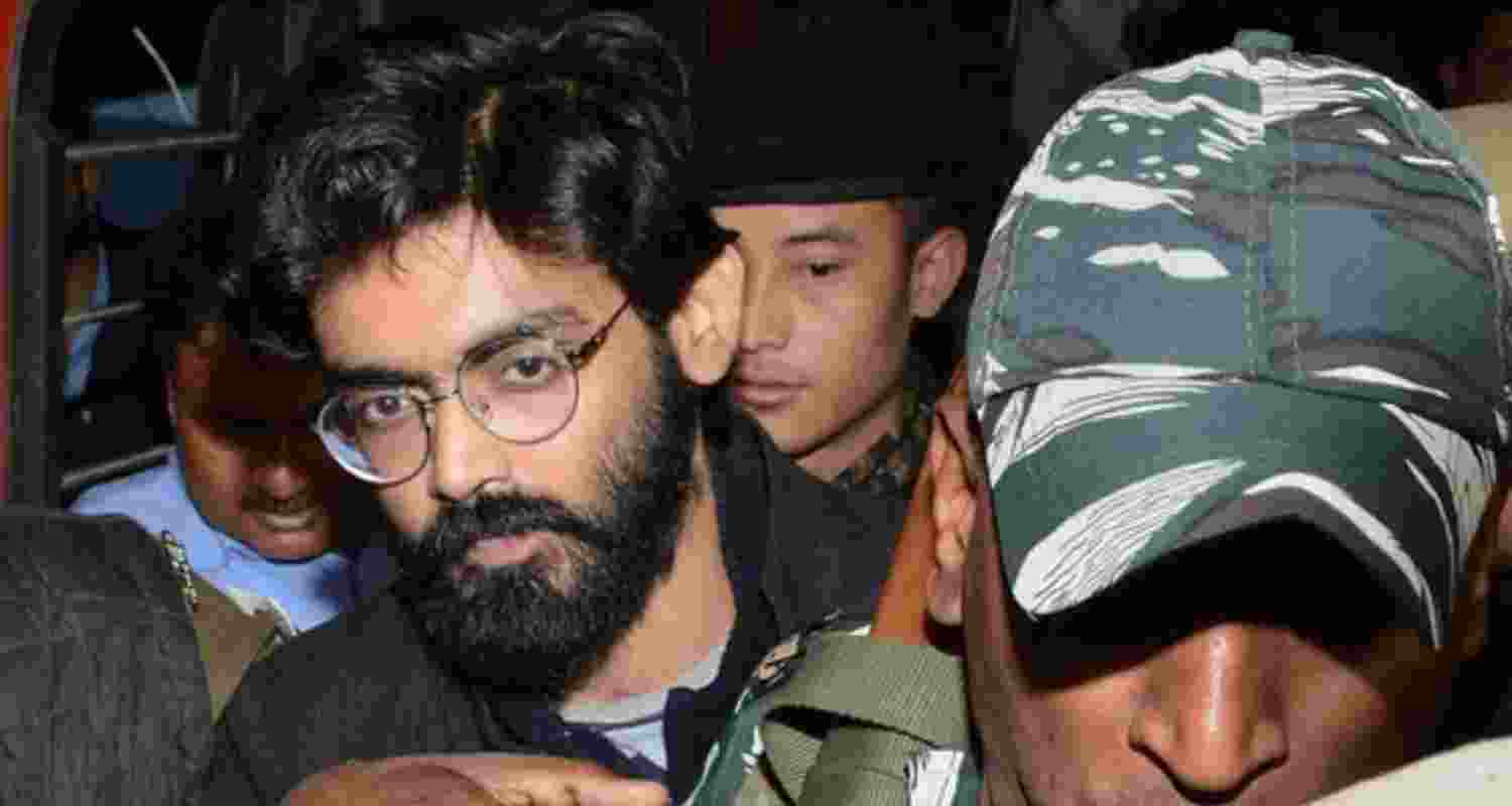 Sharjeel Imam Bail Plea Delayed as Judge Recuses. Sharjeel Imam Bail Plea Delayed as Judge Recuses.