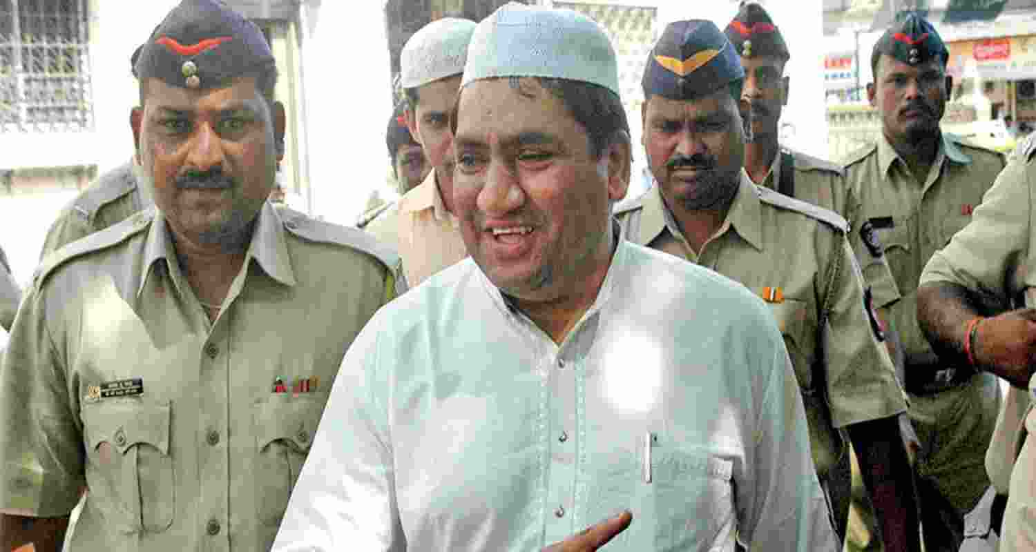 Telgi Stamp Scam Convicts Get 3 Years Imprisonment with Fine. Image - File Photo of Abdul Karim Telgi. Telgi Stamp Scam Convicts Get 3 Years Imprisonment with Fine. Image - File Photo of Abdul Karim Telgi.