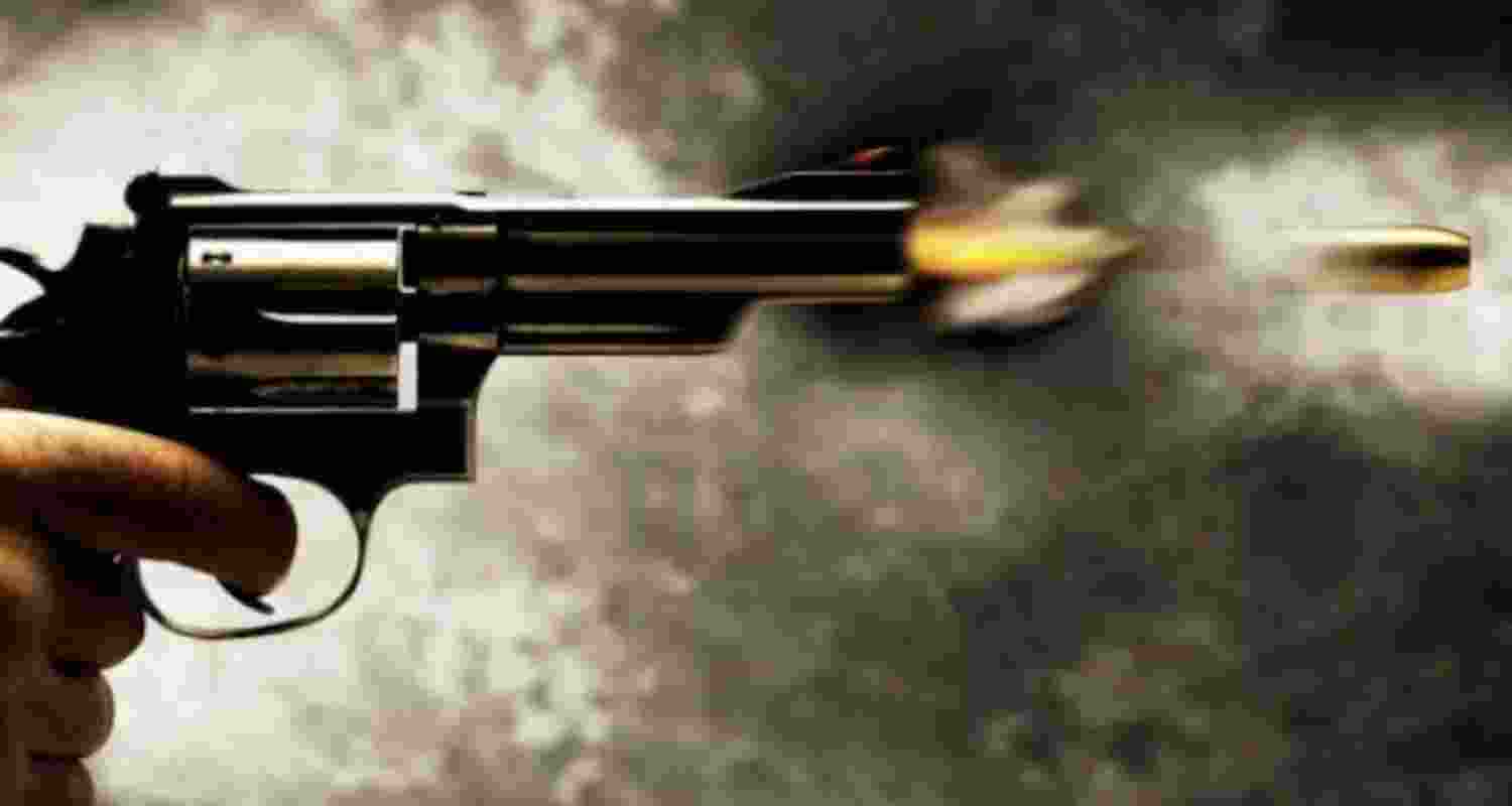 Jharkhand Government official shot dead in Madhukarpur, Bokaro district. Jharkhand Government official shot dead in Madhukarpur, Bokaro district.
