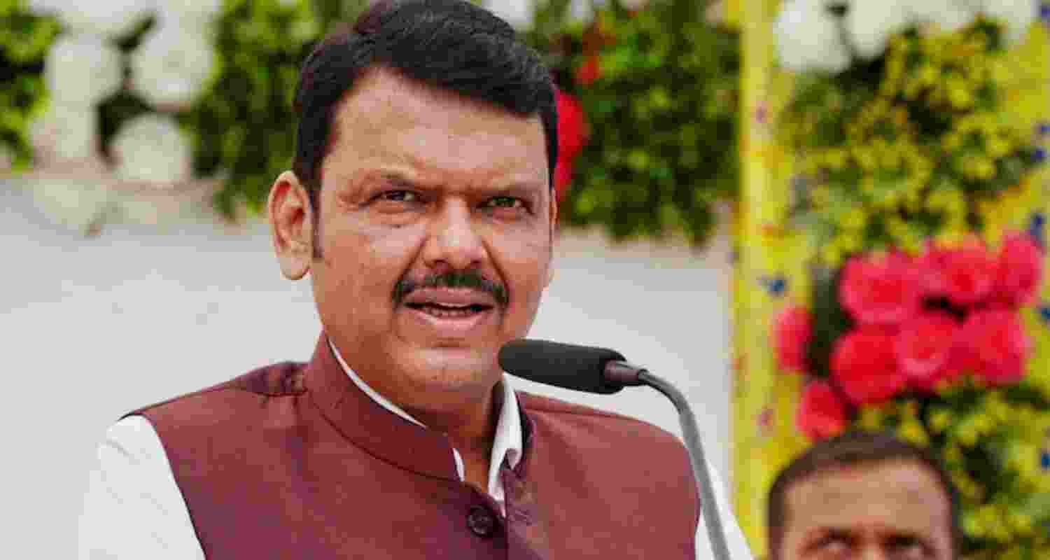 Devendra Fadnavis responds to Kejriwal’s Mumbai safety claims. Devendra Fadnavis responds to Kejriwal’s Mumbai safety claims.