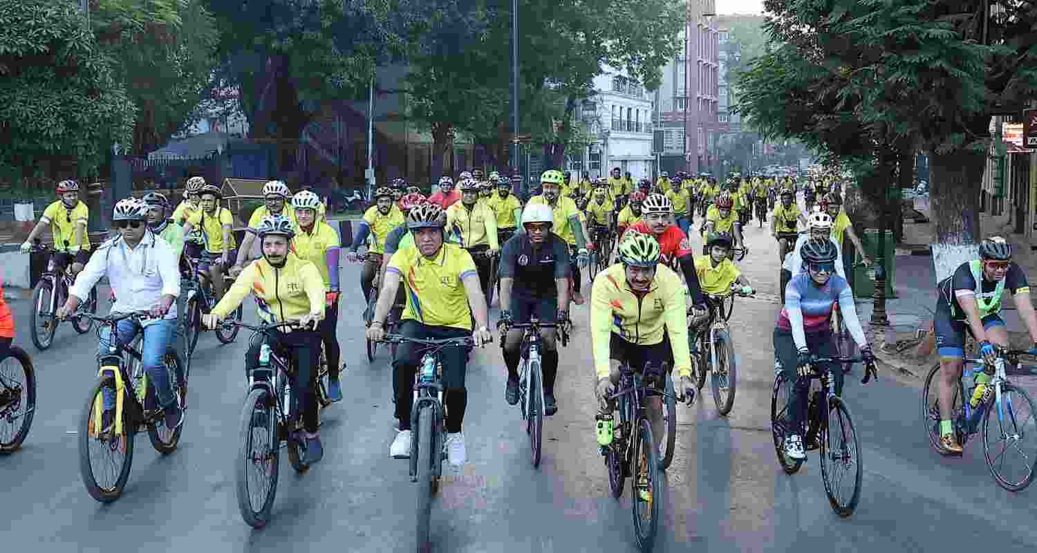 Mumbai sees massive participation in Fit India cycling drive. Mumbai sees massive participation in Fit India cycling drive.