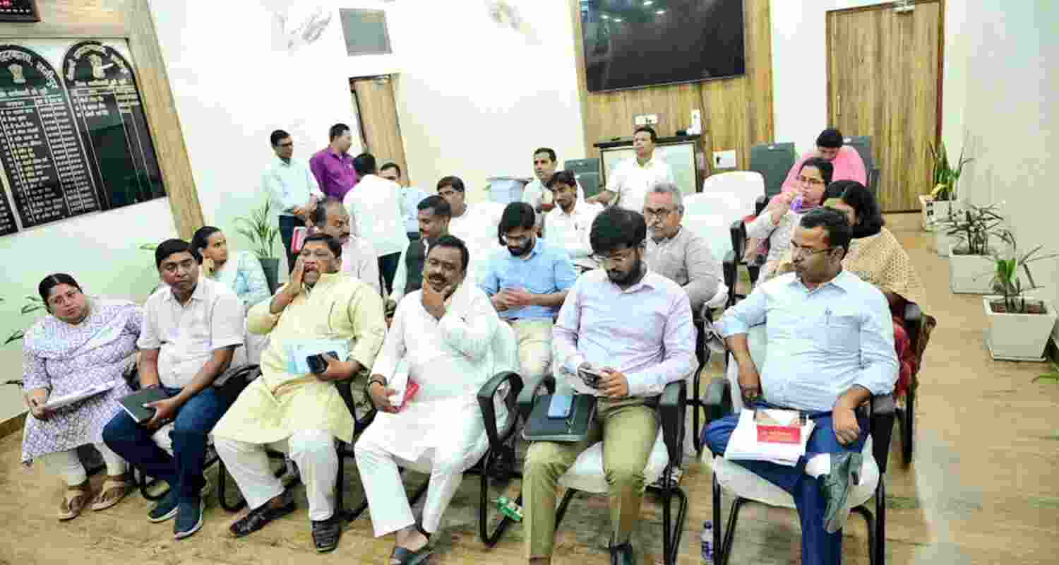 Bihar draft voter list gets 17,665 claims 454 resolved. Bihar draft voter list gets 17,665 claims 454 resolved.