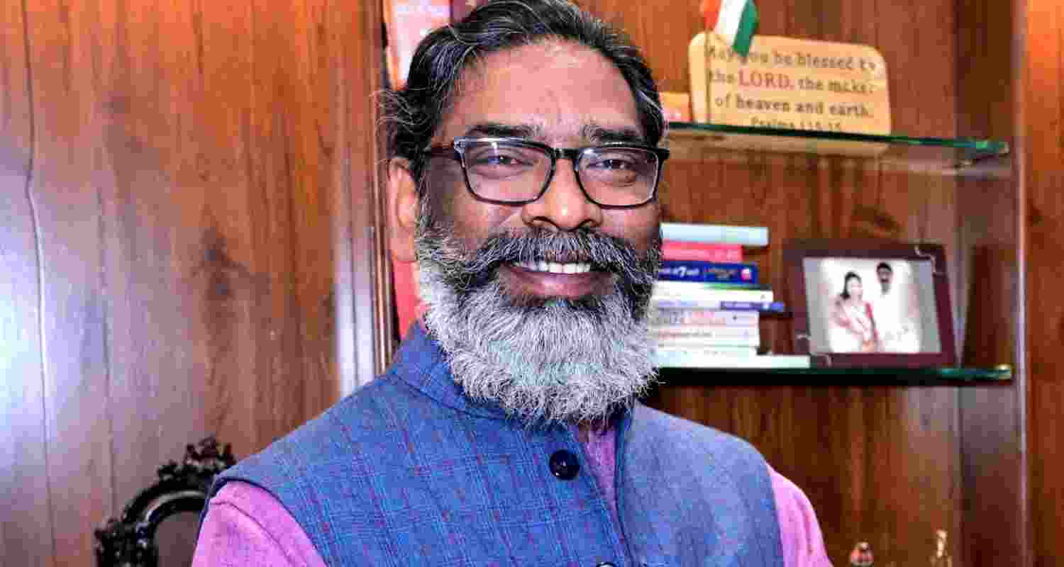 Jharkhand State turns to influencers to highlight tribal traditions. Jharkhand State turns to influencers to highlight tribal traditions.