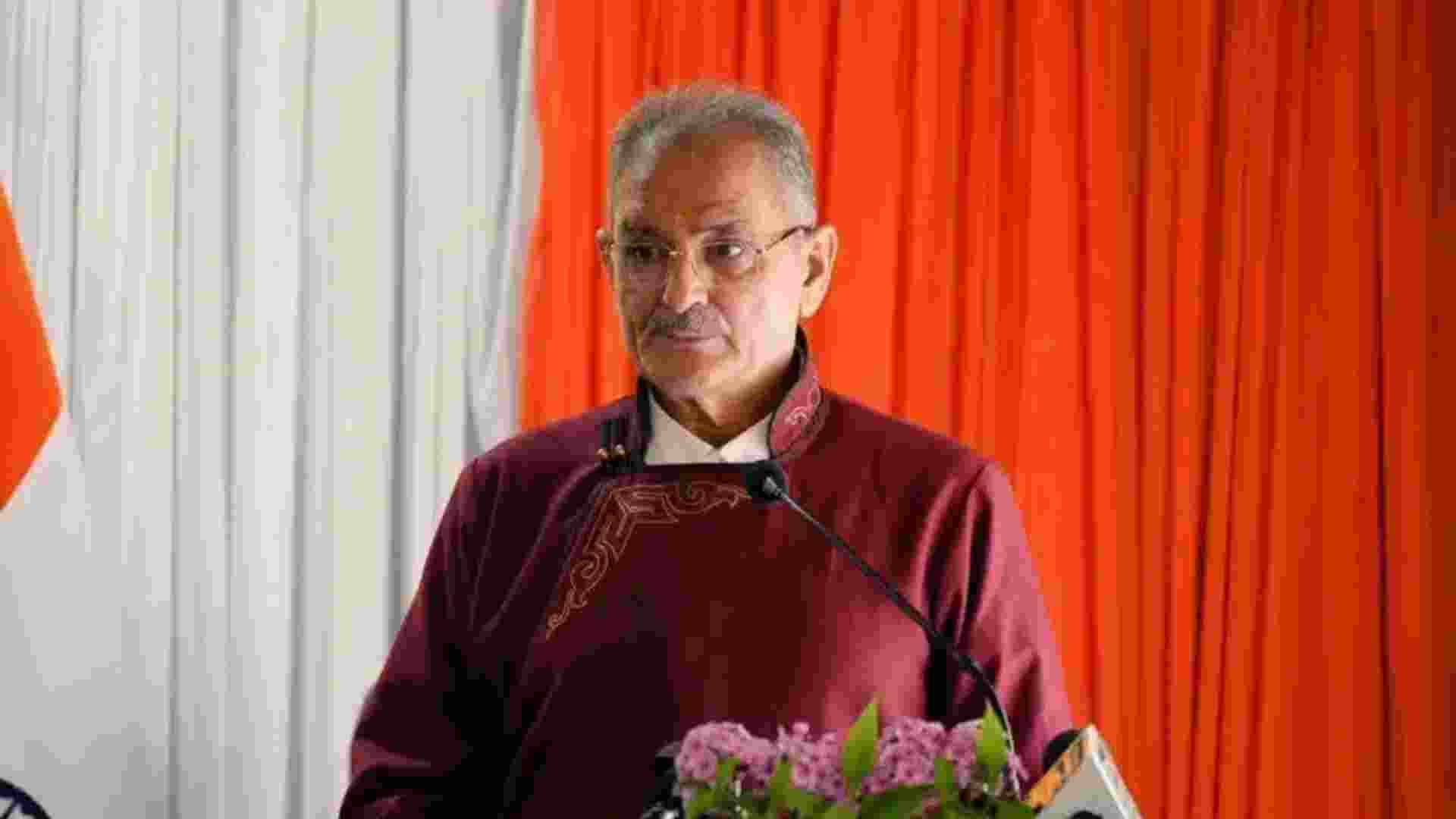 Gupta administered oath as LG, assures to 'rebuild' Ladakh Gupta administered oath as LG, assures to 'rebuild' Ladakh
