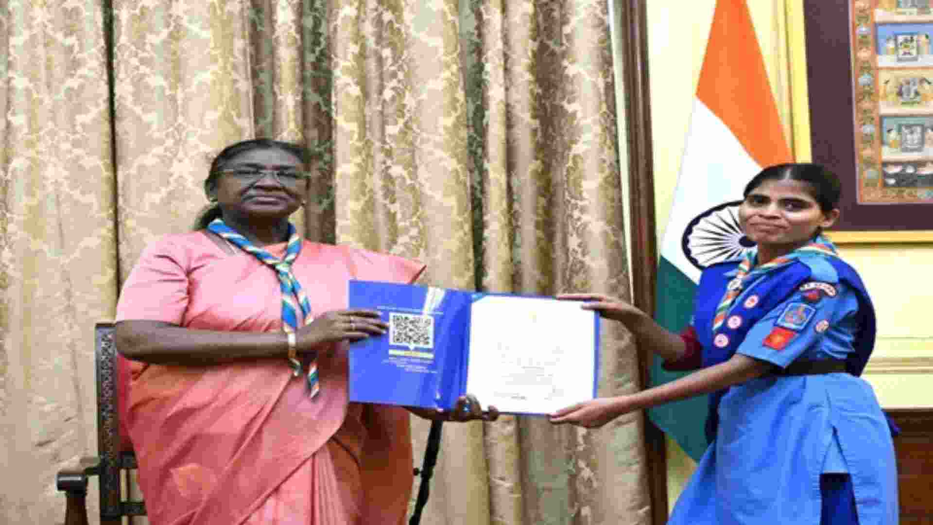President Murmu honours outstanding Scouts & Guides President Murmu honours outstanding Scouts & Guides