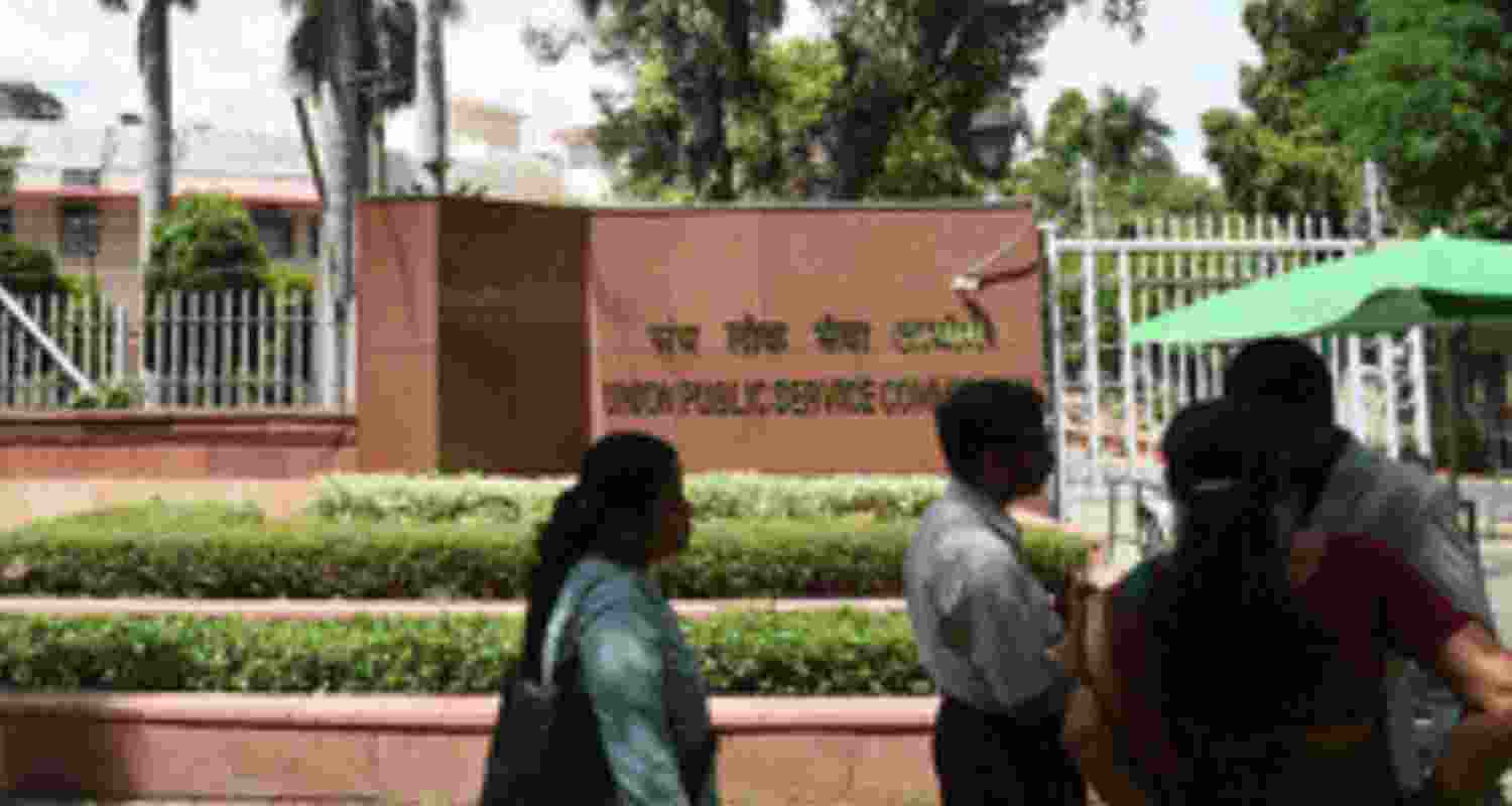 Curb cheating in competitive examination. Curb cheating in competitive examination.