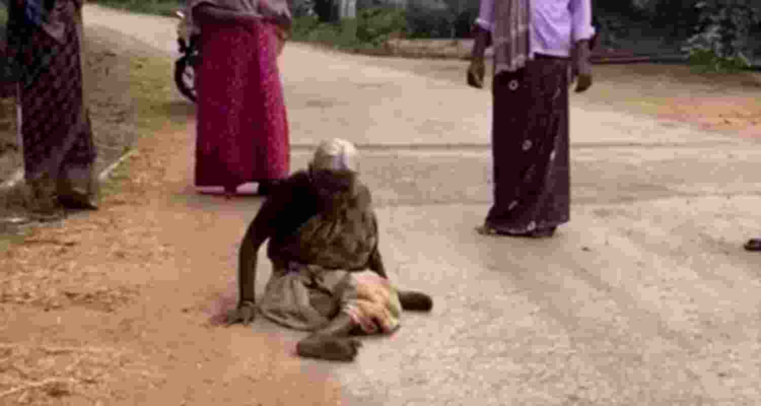 77-year-old woman in Karnataka crawls to get her pension dues. 77-year-old woman in Karnataka crawls to get her pension dues.