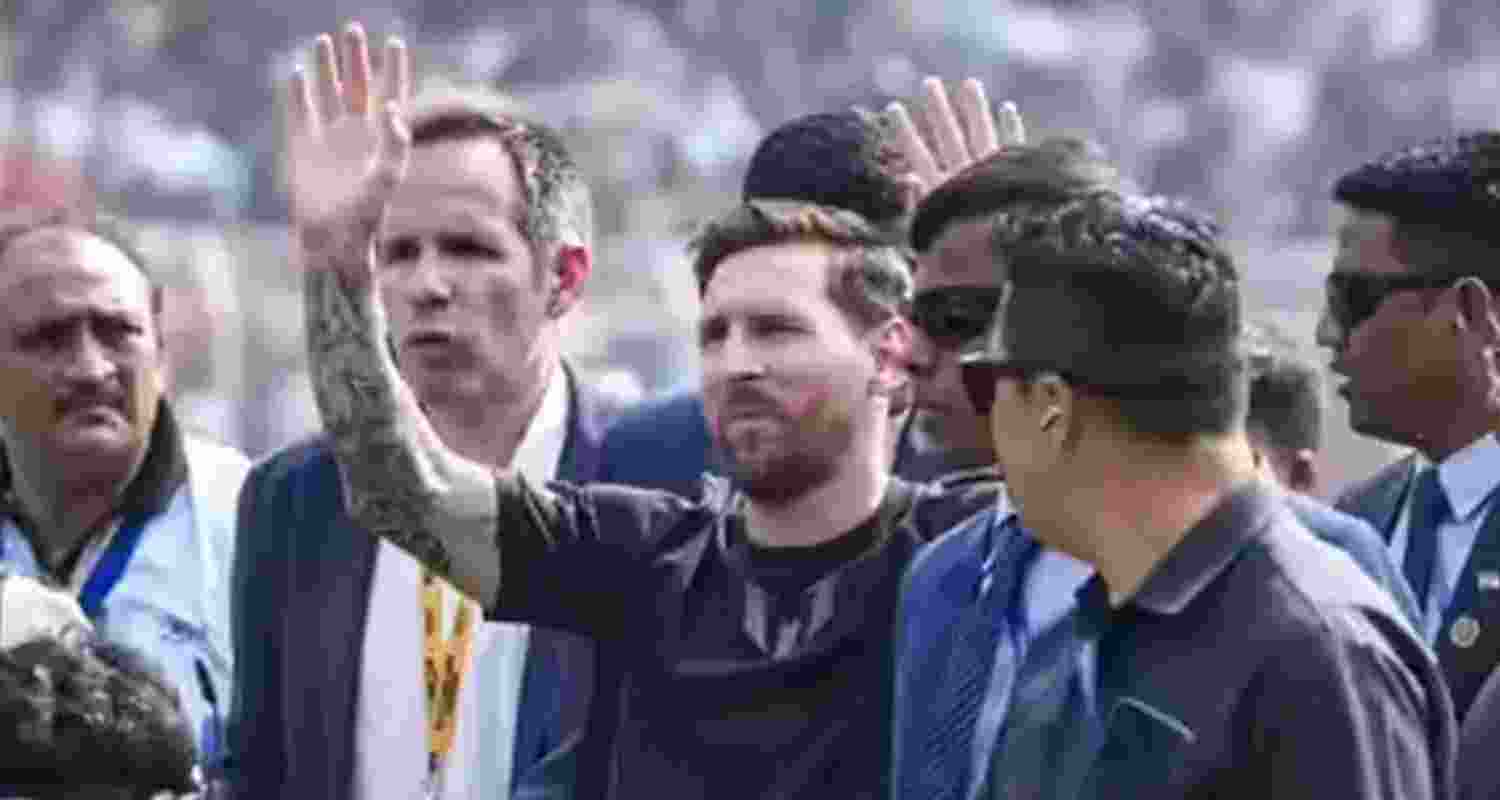 Argentine football icon Lionel Messi greeting fans after his arrival in Hyderabad for the second leg of his GOAT India Tour on Saturday evening. Argentine football icon Lionel Messi greeting fans after his arrival in Hyderabad for the second leg of his GOAT India Tour on Saturday evening.