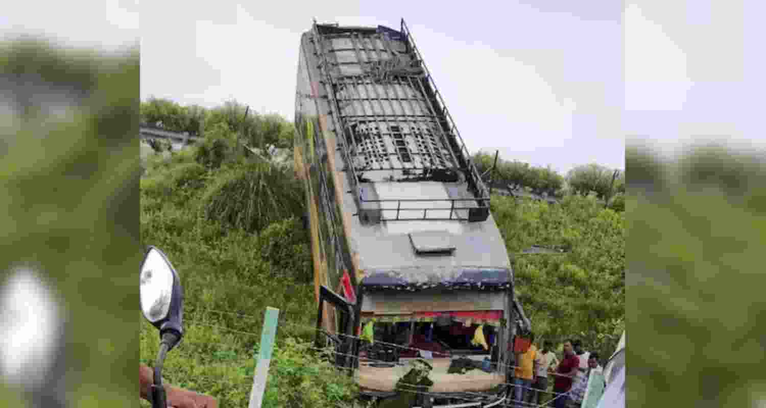 Four dead, over 20 injured as bus overturns near Chittoor, Andhra Four dead, over 20 injured as bus overturns near Chittoor, Andhra