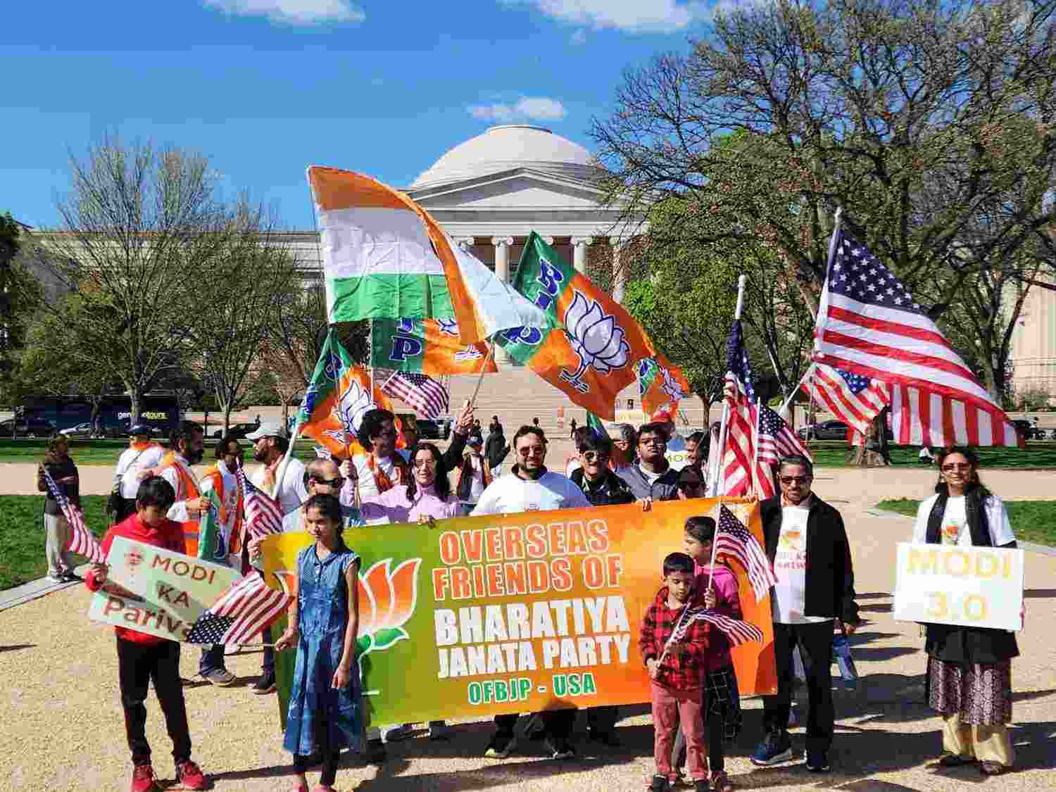 Modi mania sweeps across USA : Diaspora rallies in 16 cities for 400-seat win Modi mania sweeps across USA : Diaspora rallies in 16 cities for 400-seat win