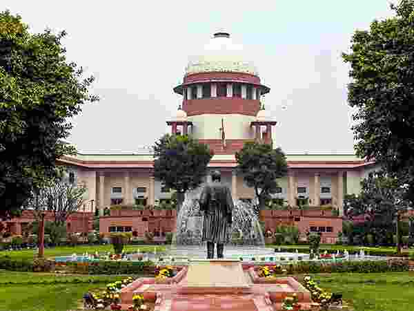 Defamation complaint case: You cannot be touchy in politics, says SC Defamation complaint case: You cannot be touchy in politics, says SC