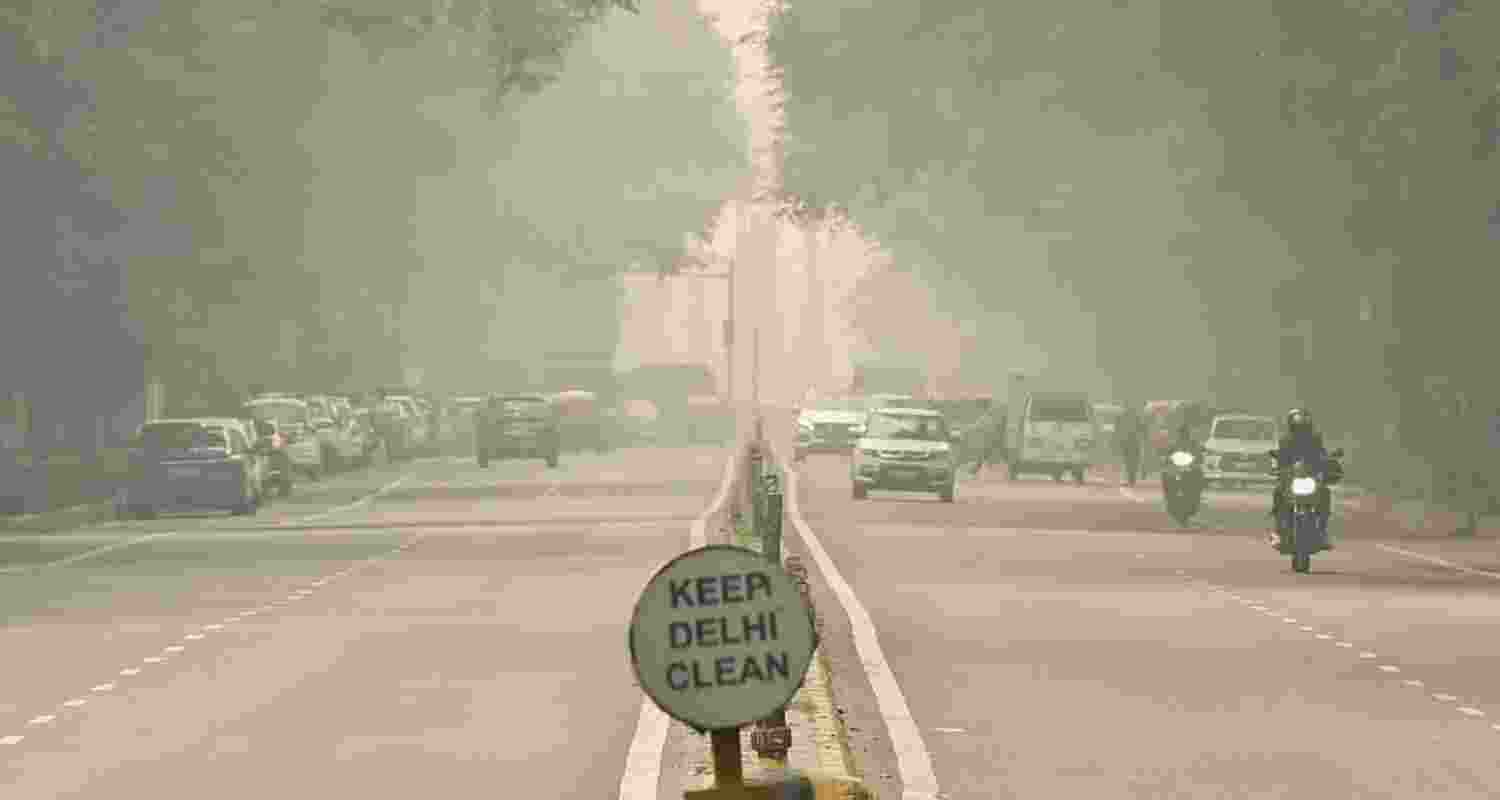 Delhi woke up under a heavy, choking veil of smog, as air quality in the national capital plummeted deep into the ‘very poor’ category — with several pockets gasping under ‘severe’ pollution levels. Delhi woke up under a heavy, choking veil of smog, as air quality in the national capital plummeted deep into the ‘very poor’ category — with several pockets gasping under ‘severe’ pollution levels.