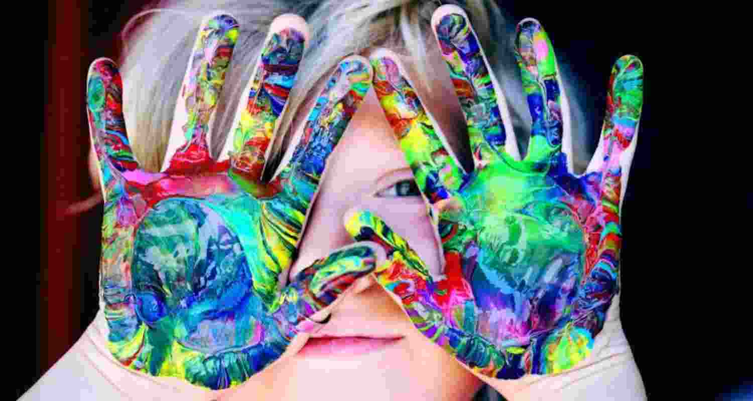 Art therapy helps treat mental-health issues. Art therapy helps treat mental-health issues.