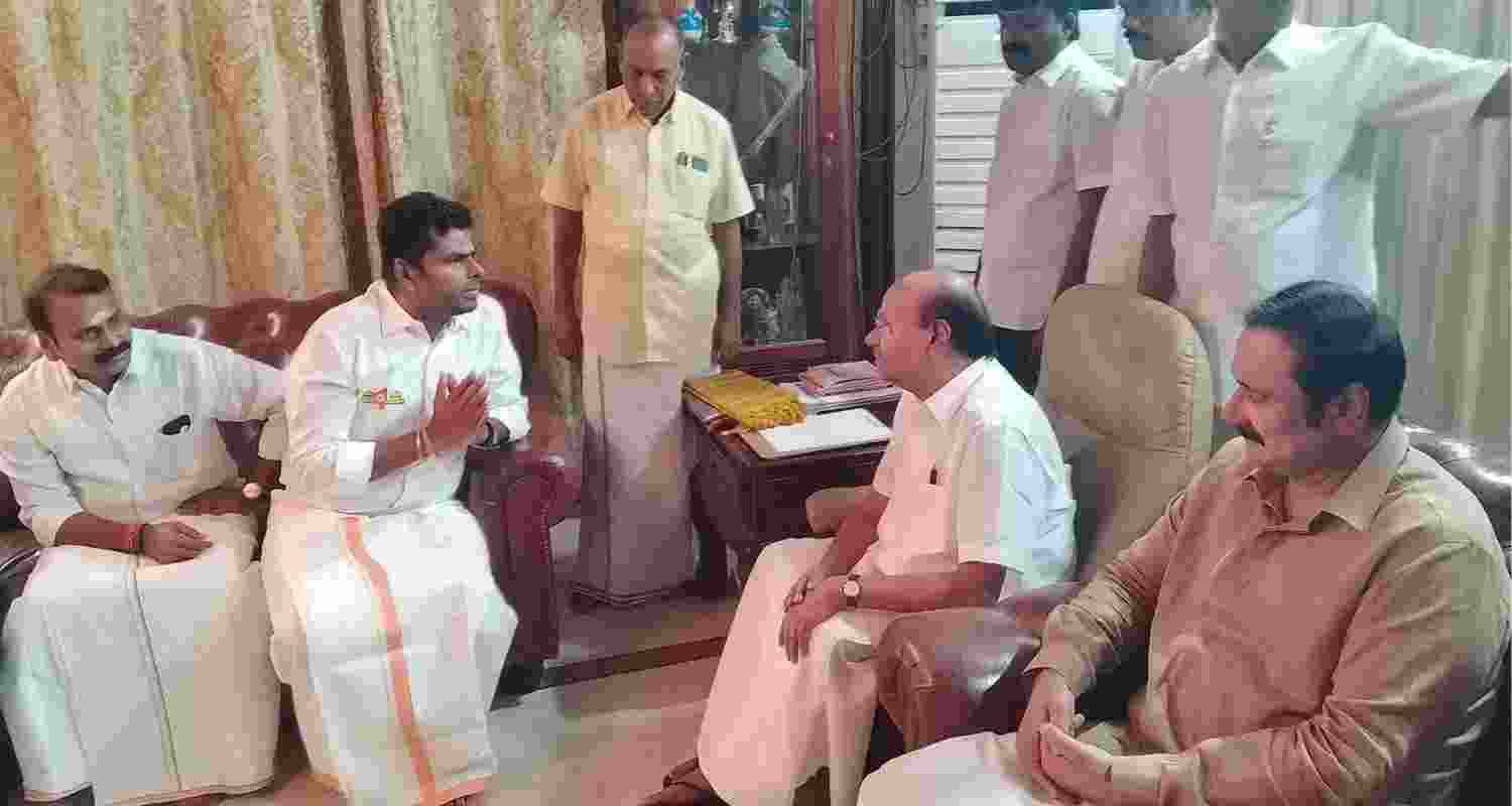 BJP-PMK to contest Lok Sabha polls in alliance. BJP-PMK to contest Lok Sabha polls in alliance.