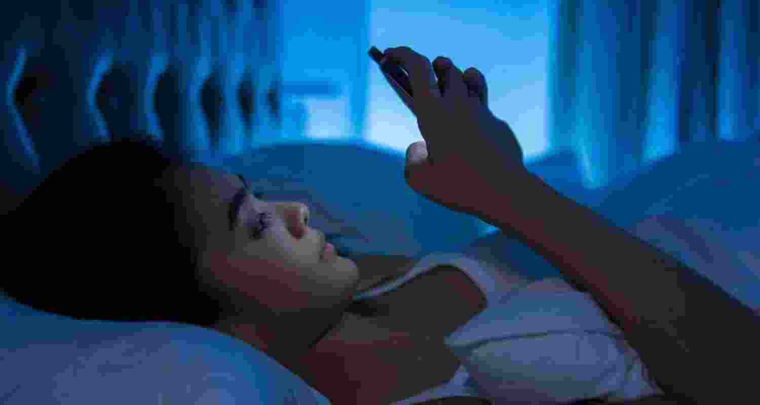 How harmful is blue light to your skin? How harmful is blue light to your skin?